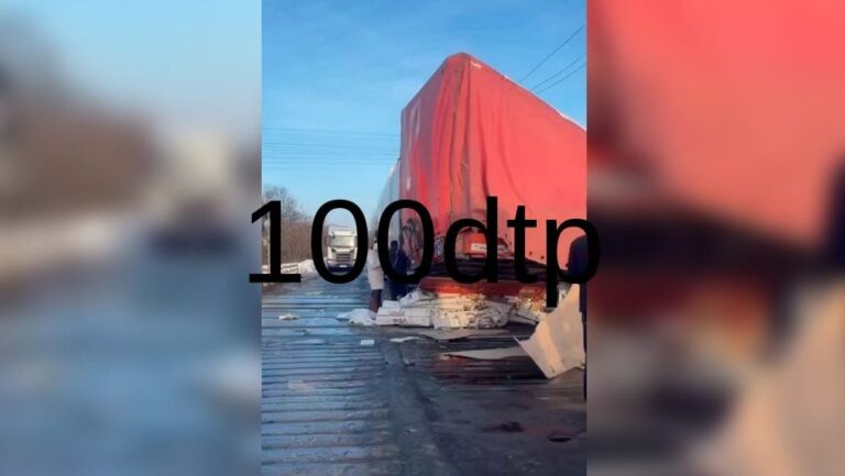 Потяг зіткнувся з вантажівкою в Чернігівській області