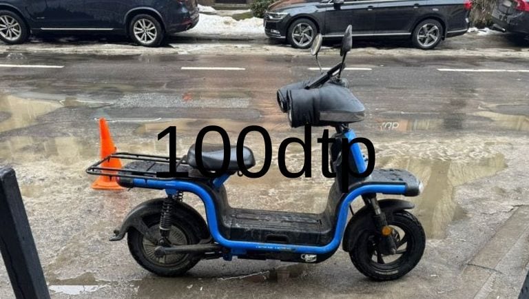 У Львові електроскутер наїхав на жінку