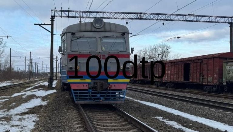 На Львівщині загинув чоловік внаслідок зіткнення електропотяга