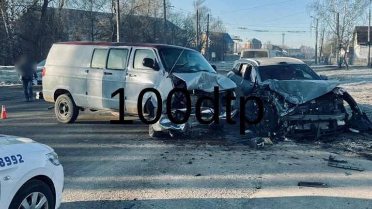 У Івано-Франківській області сталася ДТП з травмованим водієм