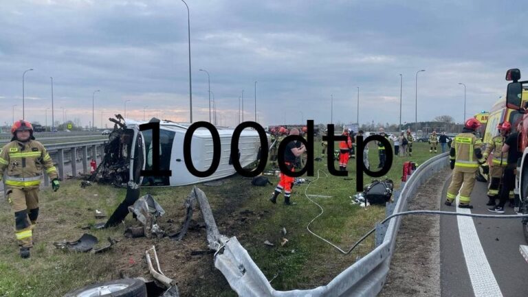 Аварія з українцями: автобус перекинувся у Польщі