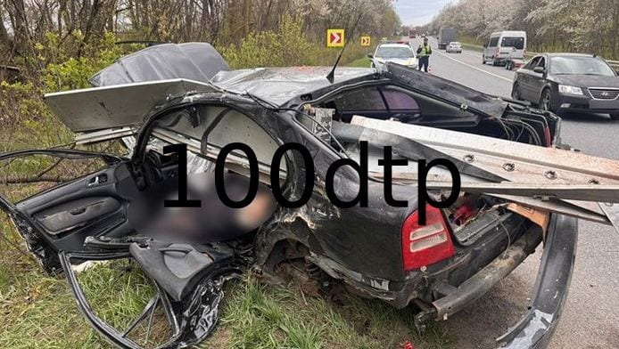 На Хмельниччині в ДТП загинув 31-річний водій Renault