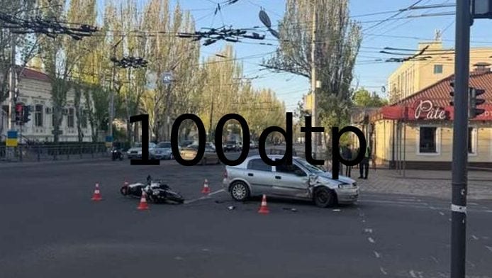 У Миколаєві в ДТП травмувався мотоцикліст