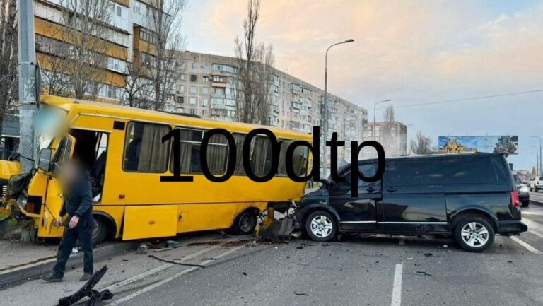 Військовому, підозрюваному у ДТП з маршруткою в Одесі, обрали запобіжний захід