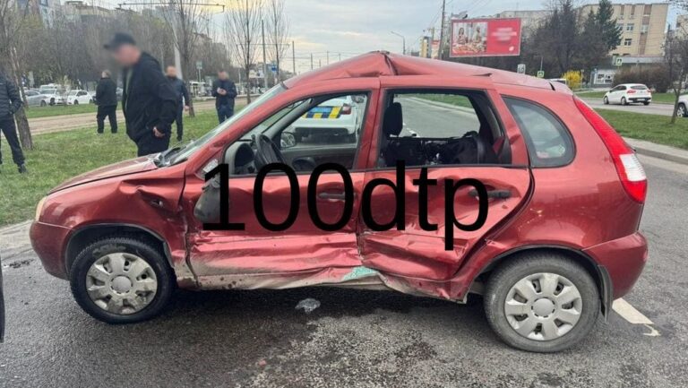 У Львові внаслідок ДТП постраждали жінка і трирічна дитина